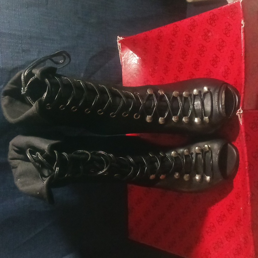 Guess High Heeled Open toed Biker  Boot Blk sz 7M